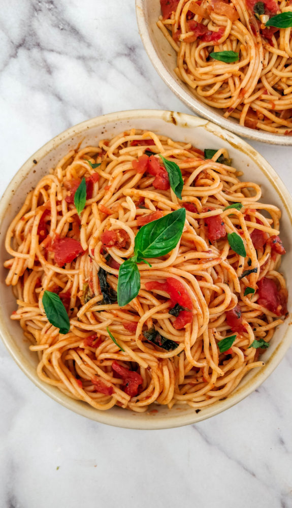 Red Sauce Pasta, Spaghetti in fresh Tomato Sauce | Dine Delicous