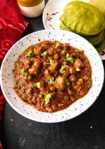 Matar Mushroom Masala