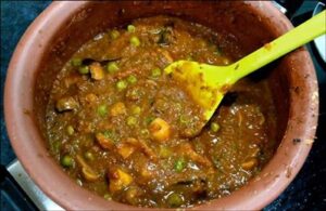 mushroom matar masala